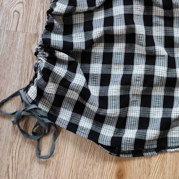 Black White Sleeveless Dress - Picture 3 of 4